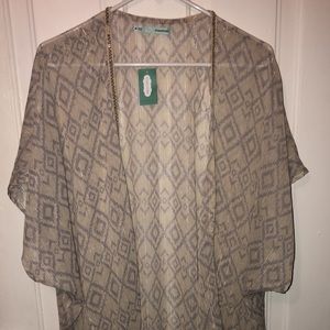 MAURICES SIZE S Shawl